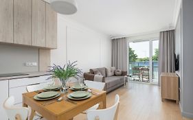 Green Square Apartments Świnoujście by Noclegi Renters